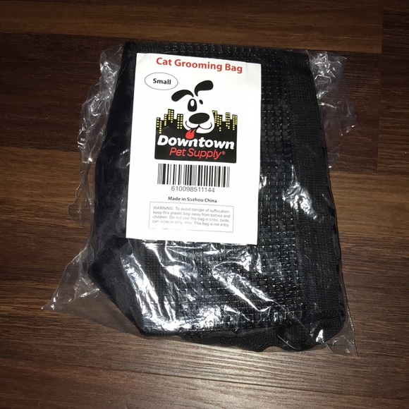 Downtown Pet Supply Cat Grooming Bag with Cat Muzzle NEW - Picture 5 of 10